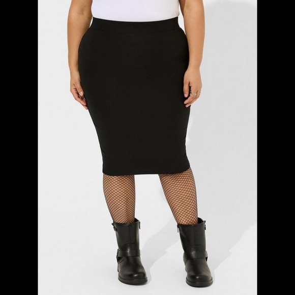 14/16 Ponte Pencil Skirt, WW - Picture 2 of 4